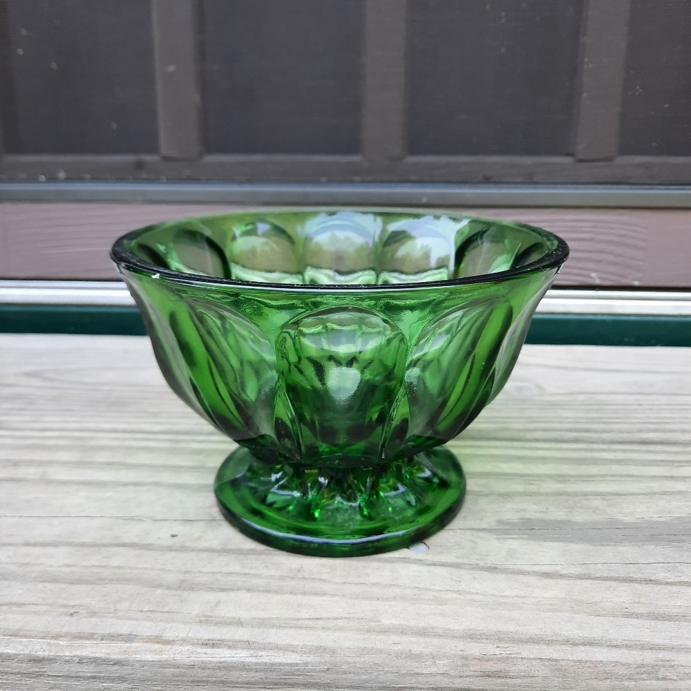 Vintage Anchor Hocking Fairfield Emerald Green Glass Pedestal Candy Dish Bowl